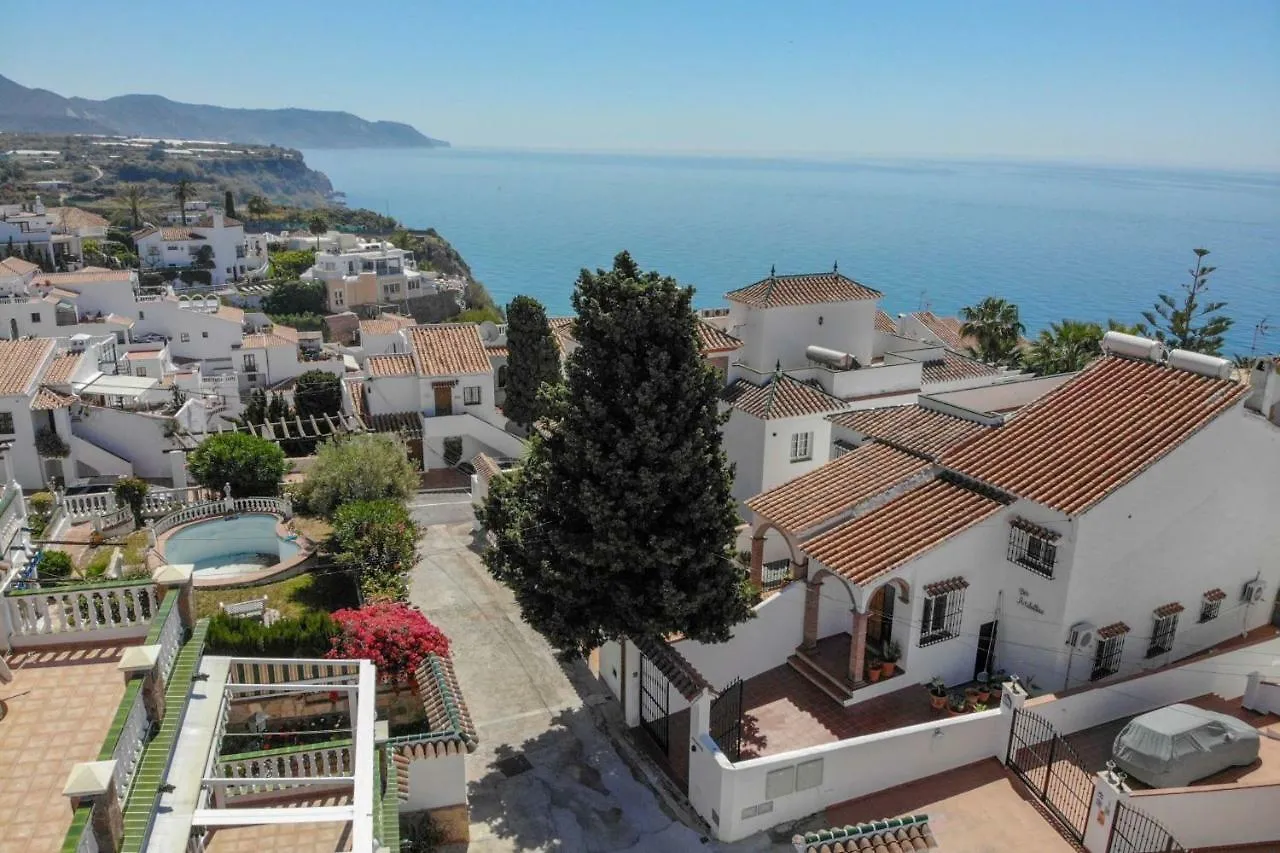 Nerja Paradise Rentals - Villa Dos Ardillas